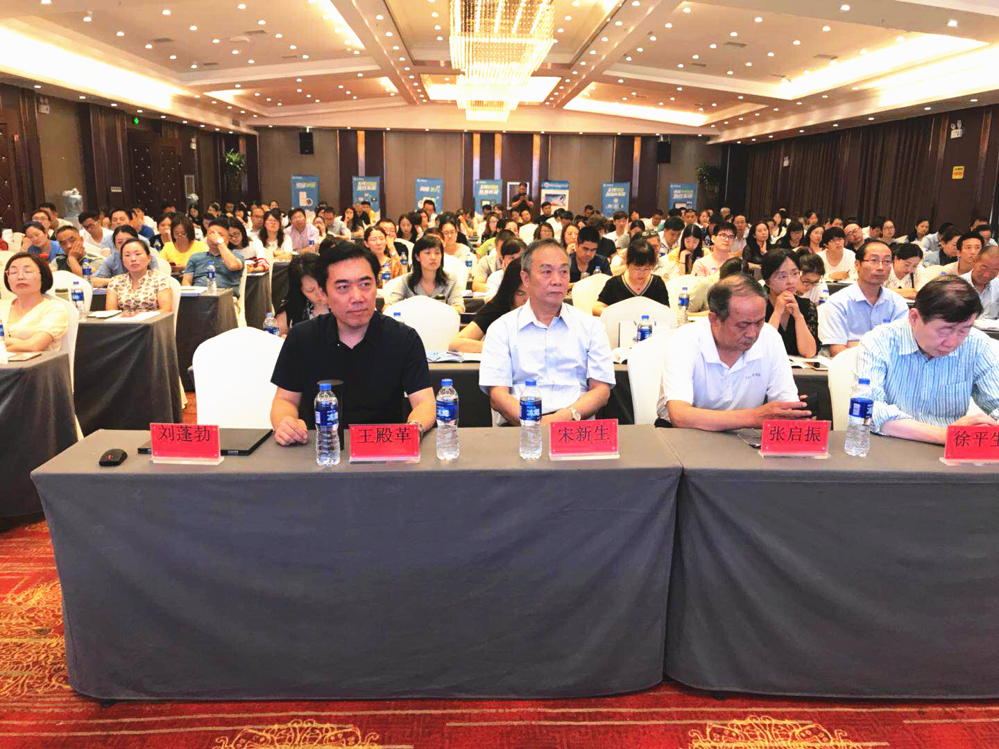 <b>龍邦2019全國巡講——河南鄭州站順利落幕!</b>